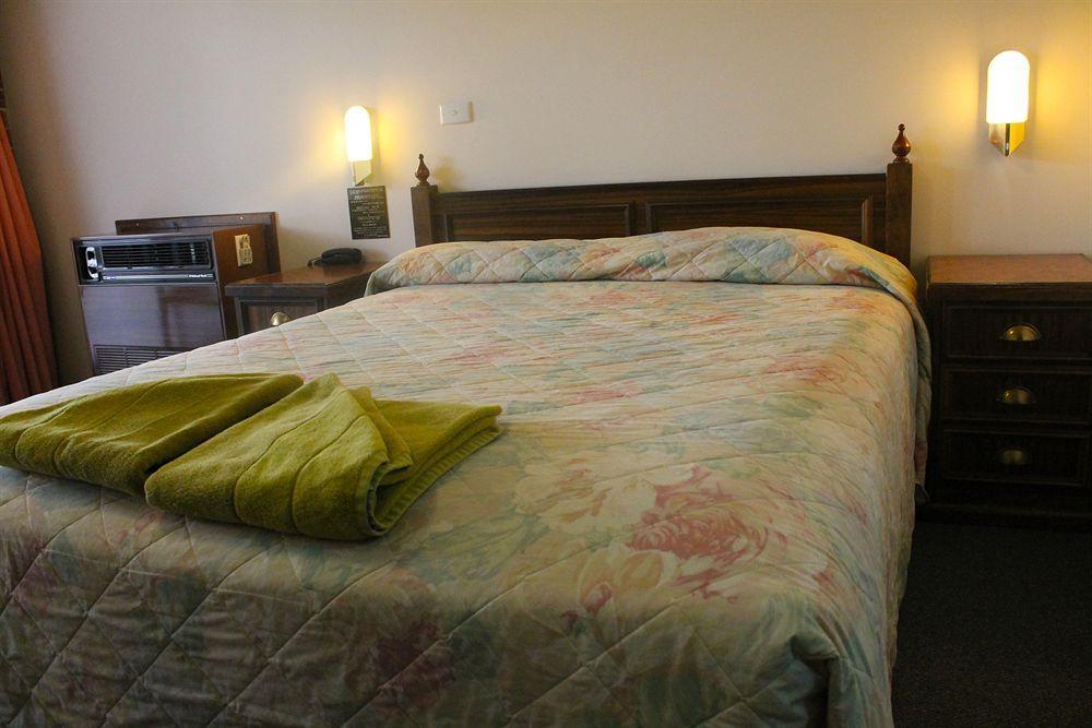לית'גו Bushman'S Motor Inn מראה חיצוני תמונה